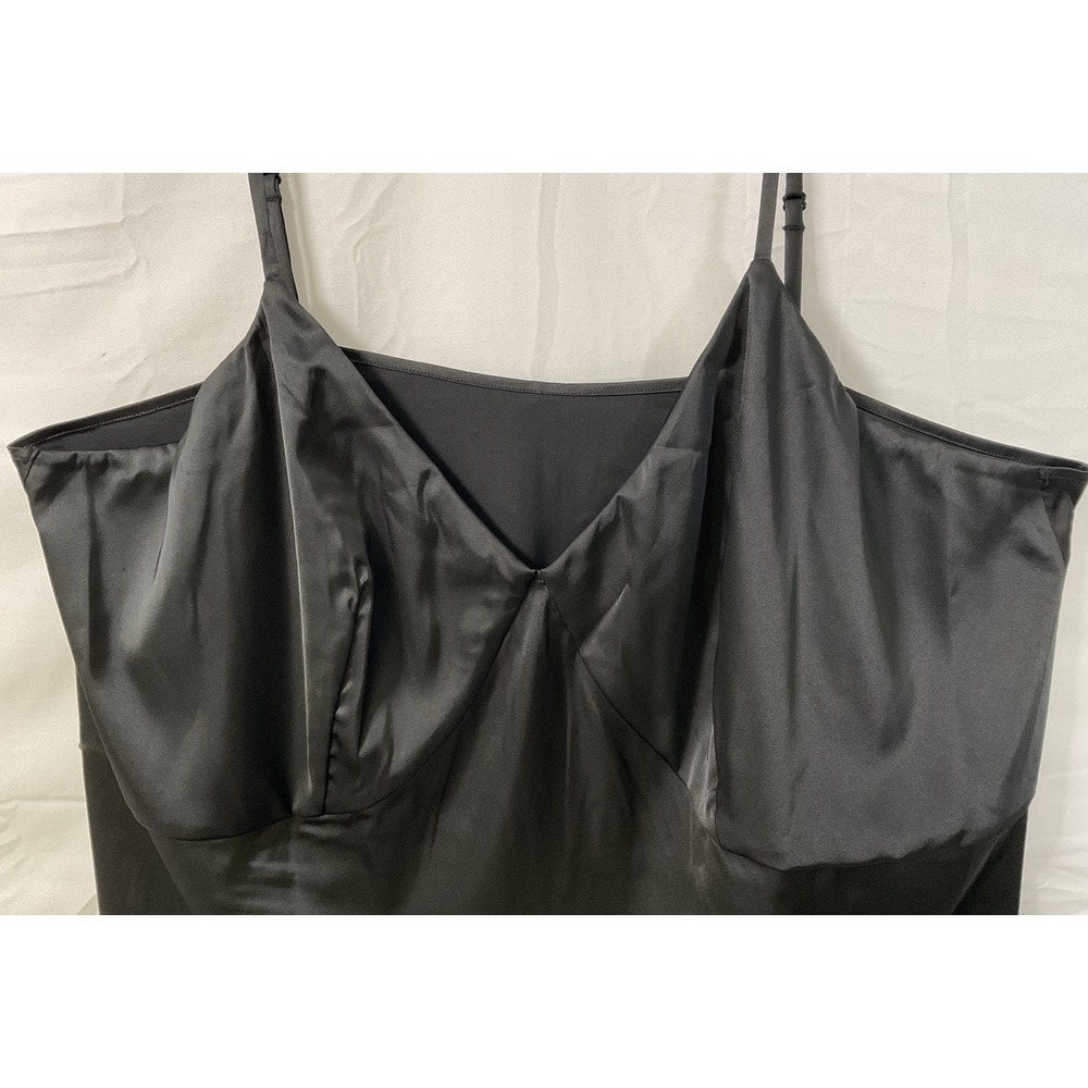 NWOT SAMPLE Fabletics Yitty Satin Spaghetti Strap Cropped Camisole Black - 1X - Picture 3 of 5